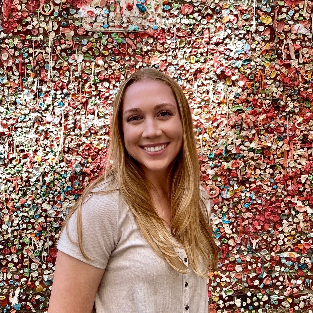 Meet your Posher, Alexis